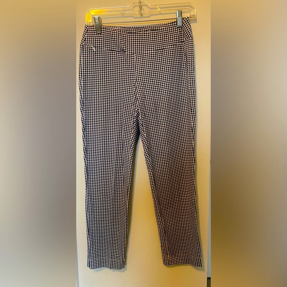 JMcLaughlin slim Capri Newport pant size xs like new!